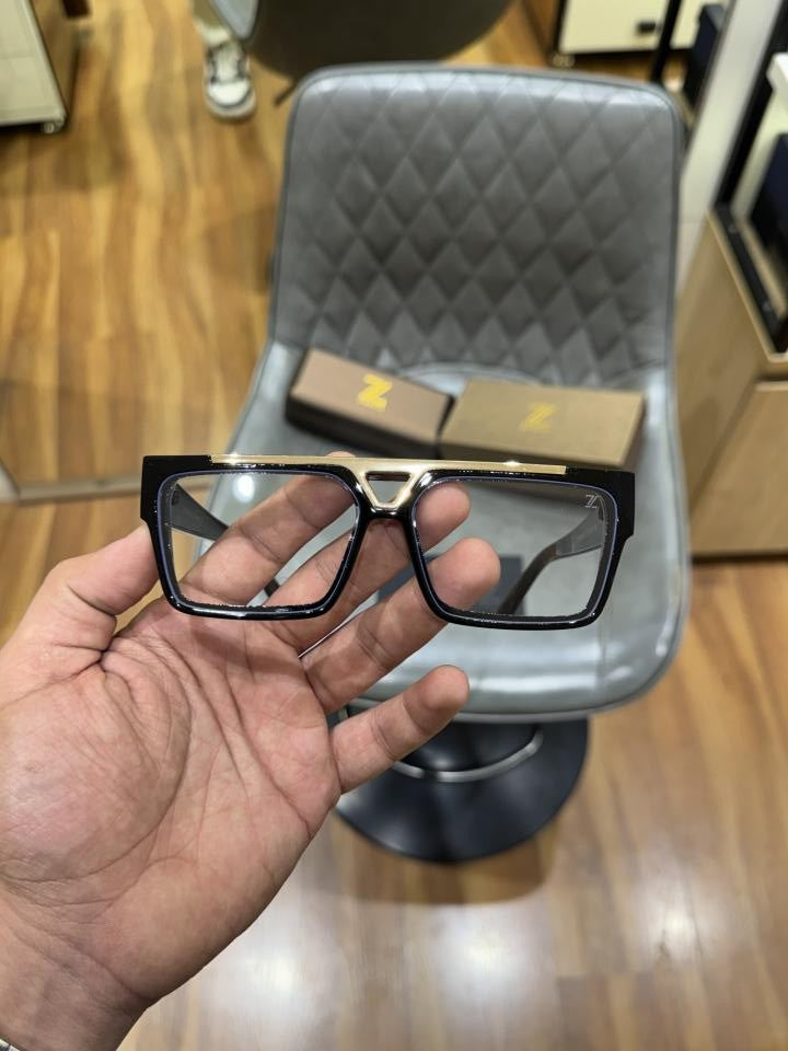 Zikra_in 98360 black plano