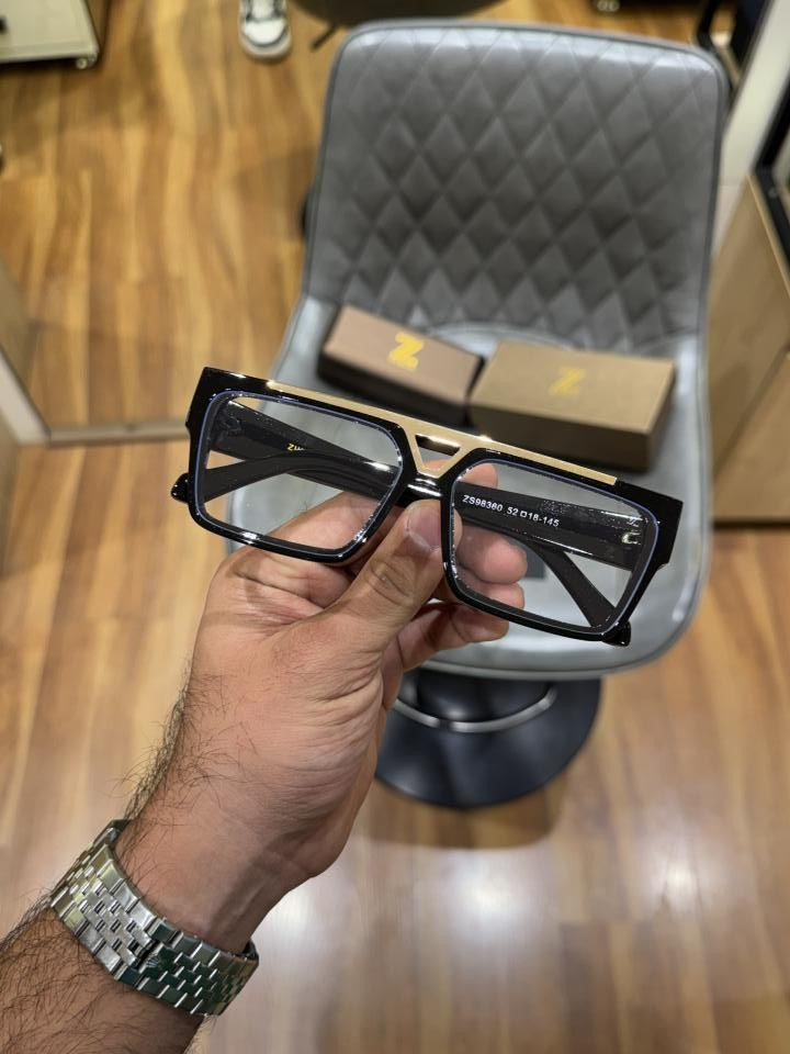 Zikra_in 98360 black plano