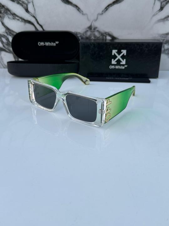 Off_w_hite_1218_transparent_black