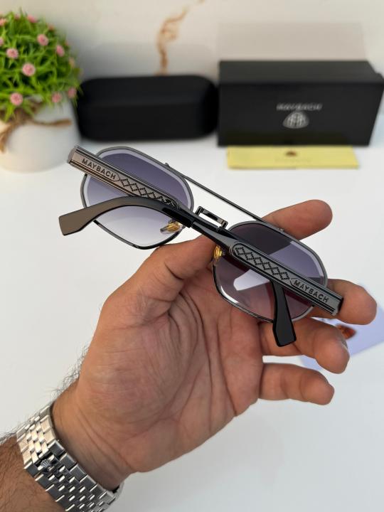 Mayba_ch_78005_black_shaded