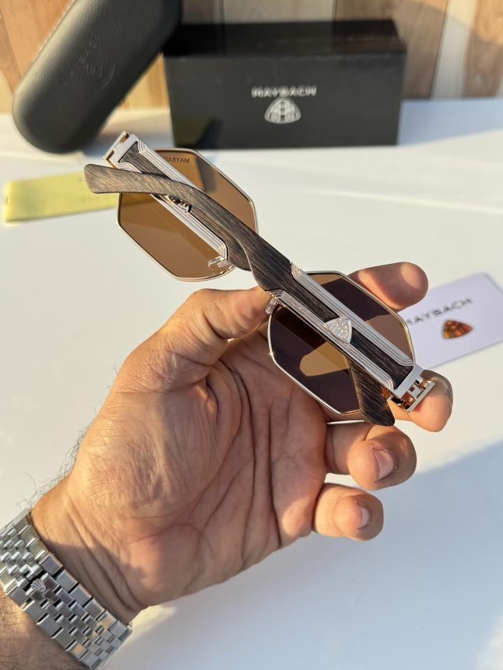 Mayb_ach_9126_gold_brown